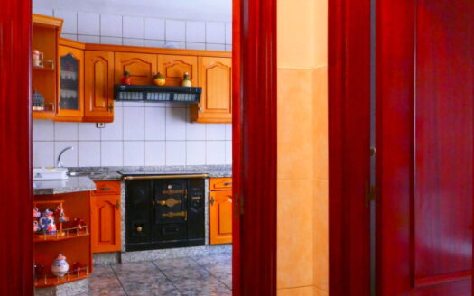 VENTA DE PISO DE 2 DORMITORIOS Y TRASTERO EN PUMARABULE-CARBAYÍN BAJO-SIERO