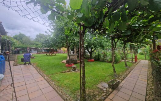 VENTA DE PARCELA NO EDIFICABLE CON FIN-DE-SEMANA EN EL BAYU POLA DE SIERO (SENDA PEATONAL)