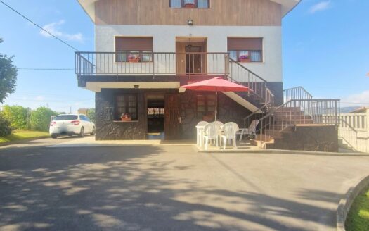 VENTA DE CASA INDEPENDIENTE CON 2 GARAJES Y PARCELA EN EL ACEBAL-LIERES (SIERO)